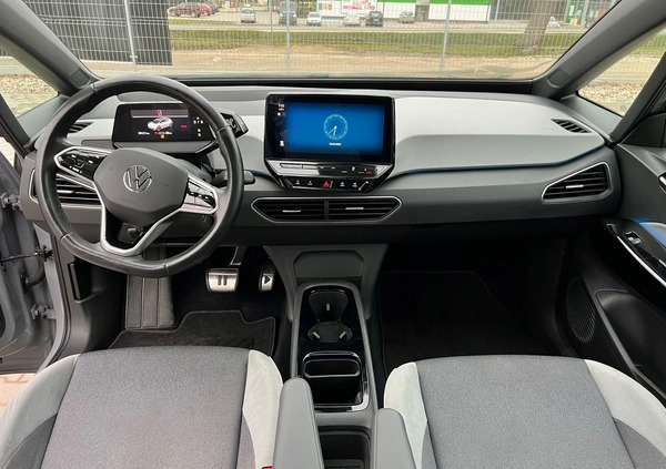 Volkswagen ID.3 cena 46900 przebieg: 29411, rok produkcji 2020 z Brusy małe 137